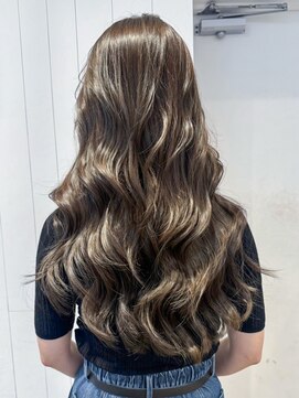 アイティーバイアルバム 藤沢店(IT by ALBUM) 顔周りレイヤーくびれヘアおくれ毛美髪_ba535891