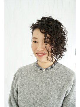 ピケトワール(piquetoile) アシンメトリー　ツーブロック　ウェーブ　パーマ