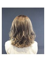 ブリーチ、ダブルカラー、インナーカラー、イヤリングカラー