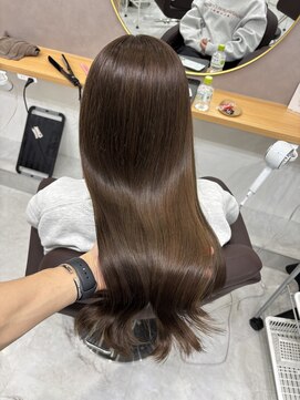 アイズ 横浜(IS) [YASU指名]ベージュカラー/オリーブベージュ/横浜