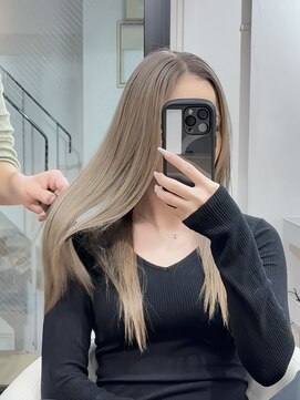 ヘアースタジオ ゼン(hair studio Zen) ミルクティーグレージュ【Kensho】