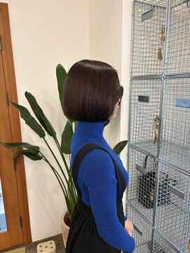 赤みなしカラーとミニボブ