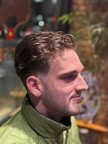 フォーコーナーズ(Four Corners)&nbsp;スキンフェードツーブロック刈り上げジェットモヒカンマンバン