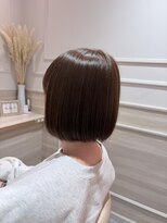 アンド ラ ブランシュ(&.La Blanche)&nbsp;オリーブグレー/クラゲヘアー/小顔に見せるヘア/髪質改善