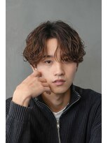 フィフス トウキョウ (fifth TOKYO)&nbsp;渋谷シャドウパーマメンズマッシュウルフセンターパートカット