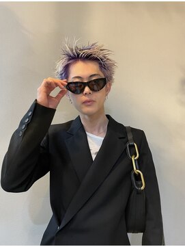 グラムアッシュ(GLAM ASH) シャドールーツ