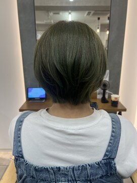 ギルド 清瀬店(GUILD) 深みグリーンカラー