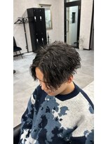 シャルプ(CHALP) 無造作ツイストパーマでつくる束感スタイル!