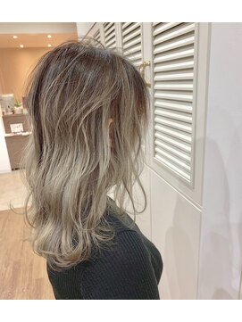 ジゼル(giselle by Do Do) バレイヤージュ