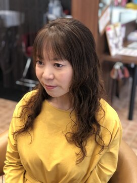 ピュルテ S1 中曽根店(purete/S1) ロングパーマスタイル