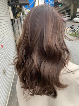 アルーシェ 平井(Alushe) ミルクティーベージュ『Ａｌｕｓｈｅ平井』