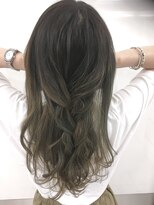 ランダ(LANDA.)&nbsp;バレイヤージュ×カーキ