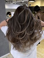 メリー オオサカ(Merly Osaka)&nbsp;高級感あふれるレイヤーバレイヤージュ_natural brown_