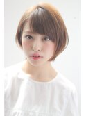 大人カジュアル 小顔ショート オット新宿