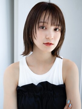 エインアンリー 表参道(AIN.ANLY.) シンプルストレートぱっつん前髪フェイスレイヤー愛されショート