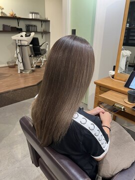 アンクル(ancre) 艶髪ストレート×ミディアム×グレージュ×髪質改善【広島】