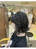 ウェーブミディアムショートボブ 前髪なしブリーチなしカラー