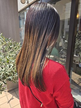 ヴィサージュメゾン(VISAGE maison) アンブレラカラー×ストレートロング