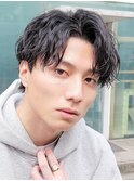 仙台波巻きパーマメンズマッシュセンターパートゆるめ強め30代◆