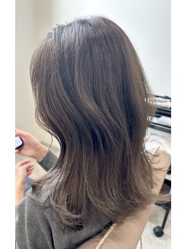 ランガリ ヘアアンドスパ(Rangali Hair&Spa) ベージュカラー/レイヤーカット