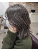 Ally阿部赤みを抑えた透明感”モーヴグレージュ