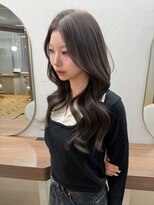 ボタン ハカタ(VOTAN hakata)&nbsp;《岩尾静羅》グレージュカラー♪♪