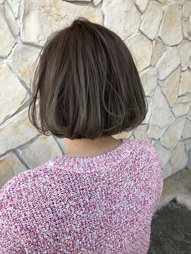 ヘアメイク ヴァロ(Hair Make VaLo) ボブ＋グレー