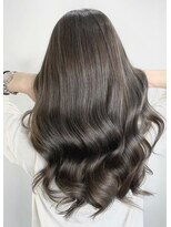 ラべリー 池袋(LOVELEY)&nbsp;【池袋】ナチュラルロング　アッシュグレージュ