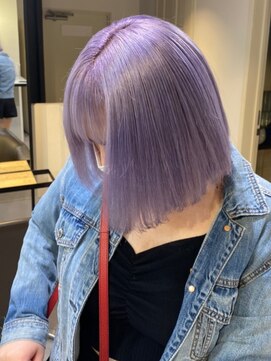 ベレーザ 渋谷(BELEZA) 3785ニュアンスカラーホワイトラベンダーぱっつん前髪艶髪ボブ