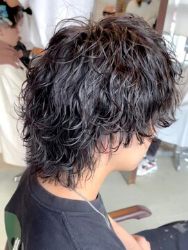 ラヴィズムバイフィフス(LUVISM by fifth) 波巻きパーマメンズマッシュウルフツイストスパイラルパーマ