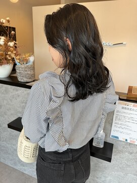 メデル(mederu) 暗髪カラー艶髪カラー透け感カラーミディアム20代30代40代