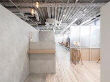 ユニバーストーキョー 池袋西口店(universe tokyo)の雰囲気（【池袋駅/JR池袋/池袋/髪質改善/ダブルカラー/ハイライト/池袋】）