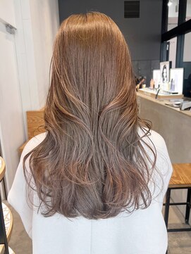 アイティーバイアルバム 北千住店(IT by ALBUM) グレーベージュグレージュカラーレイヤーロング_ba500521