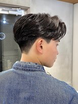 ニュアンスパーマでワンカールの自然な毛流れを