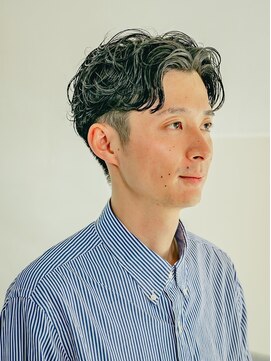 ベンジー 中目黒ii店(benji) 大人メンズヘア　センターパート　3