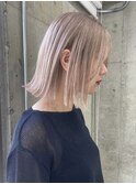 ショートボブミルクティーベージュカラーダブルカラーハイトーン