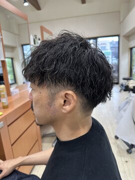 フェリア サウスガーデン(felia southgarden) ビジネス対応◎ツイストスパイラルパーマ×刈り上げショート