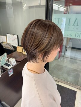 アイズ 本厚木(AIZU) 白髪ぼかしカラー ベージュ