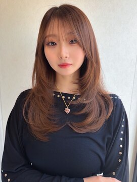 アース 四日市店(HAIR&MAKE EARTH) ツヤ感引き立つストレートレイヤーで上品ヘア