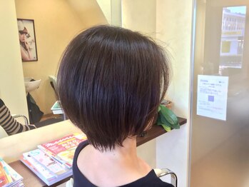 レターウッド(LETTER WOOD)の写真/低刺激、イノアオイルカラーで艶のある白髪染め