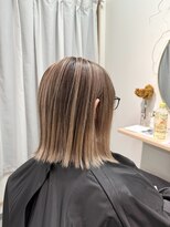 ユヌ(une)&nbsp;バレイヤージュ