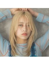 巻かなくても動きが出る韓国風レイヤーカット×透明感カラー【北千住】