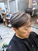 ラグズ 茅ヶ崎(LAGUZ) 白髪ぼかしハイライトで叶える、大人の上品シルバーカラー