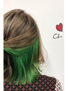 ノラ シンディ(NORA CYNDY) グレージュ×グリーンインナーカラー☆