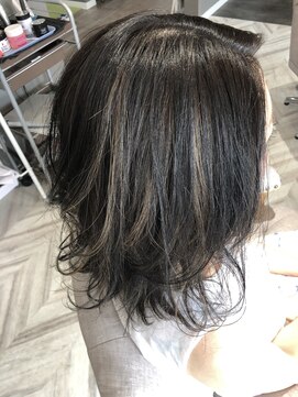 ヘアーアンドラッシュ ジーナ(Hair&Lash Jiina) アッシュグレージュ