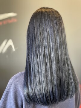 ジュア(JUA) ネイビーブラック