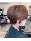 ベージュカラー白髪ぼかしハイライトくびれショート【カドワキ】