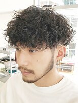 フィフス 原宿(fifth)&nbsp;ツイストスパイラルパーマツーブロックマッシュコンマヘア