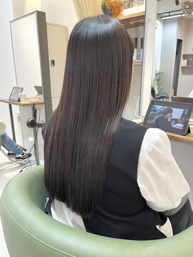 シンシア(CYNTHiA) 艶髪ピンク