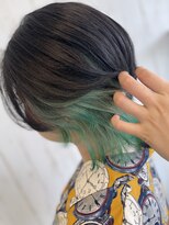 シュカブラ スパングル(Skovla Spangle) 前髪なし/ウルフカット/インナーカラー/エンドカラー